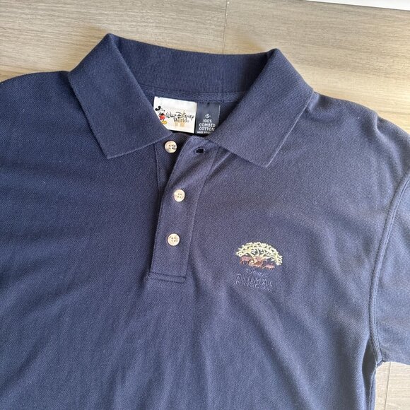 Disney Animal Kingdom Vintage Polo Shirt Mens Size SM Navy Blue Combed‎ Cotton - Picture 2 of 9